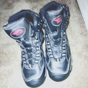 Mens Avengers Boots Grey and Black Size 7.5